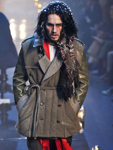 Galliano11秋冬男装 复古时髦的戏剧化表演